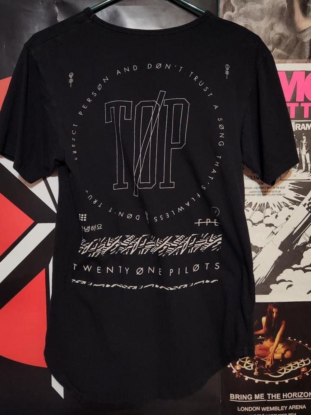 Twenty one pilots shirt